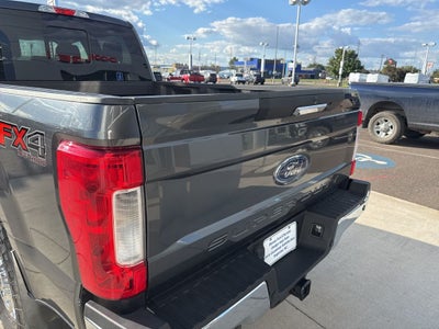 2017 Ford F-250SD Lariat