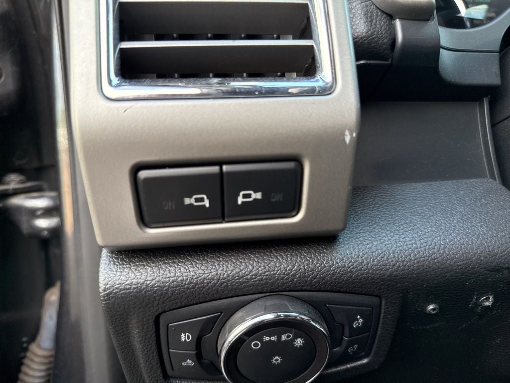 2017 Ford F-250SD Lariat