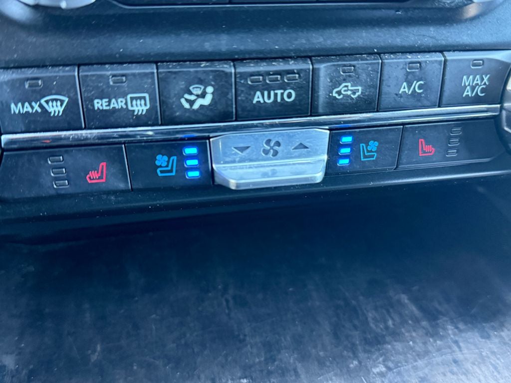 2023 Ford F-150 Lariat Black Ops