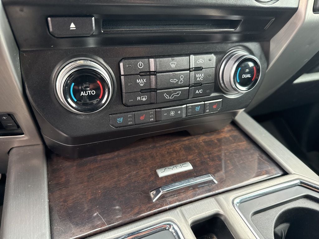 2015 Ford F-150 Platinum