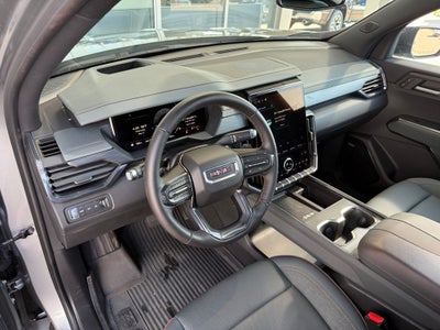 2025 GMC Acadia AT4