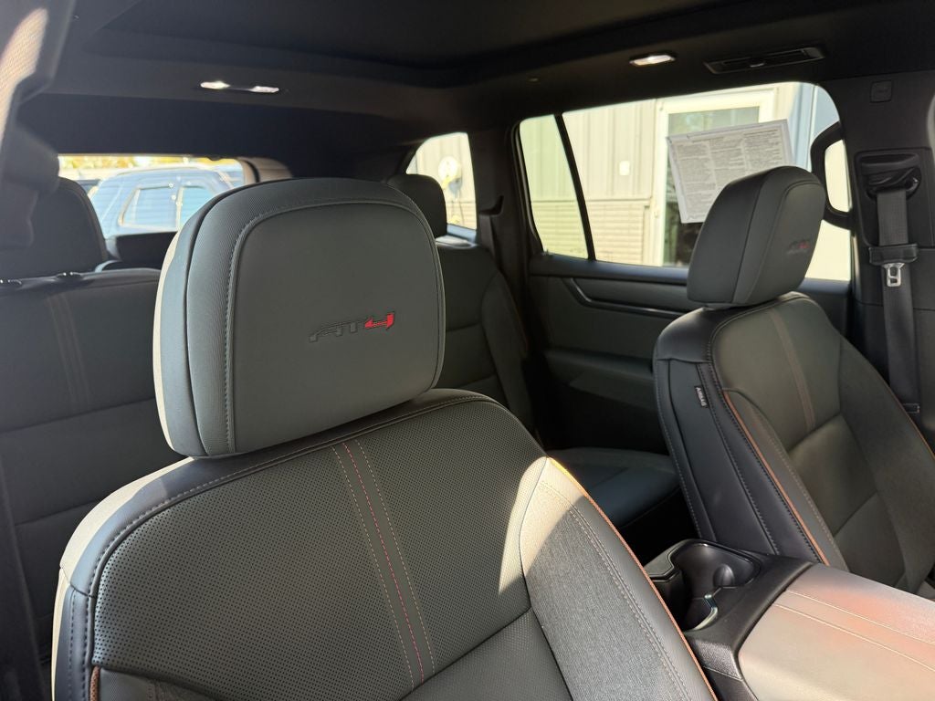 2025 GMC Acadia AT4