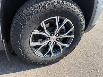 2025 GMC Acadia AT4