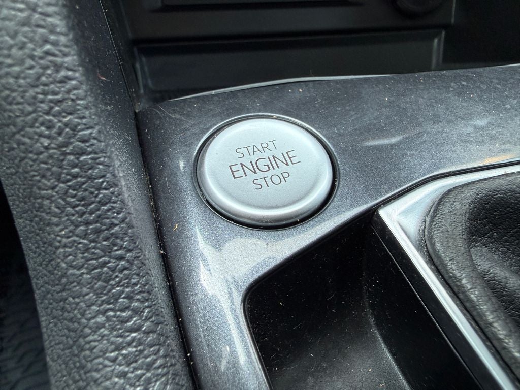 2024 Volkswagen Tiguan 2.0T Wolfsburg Edition