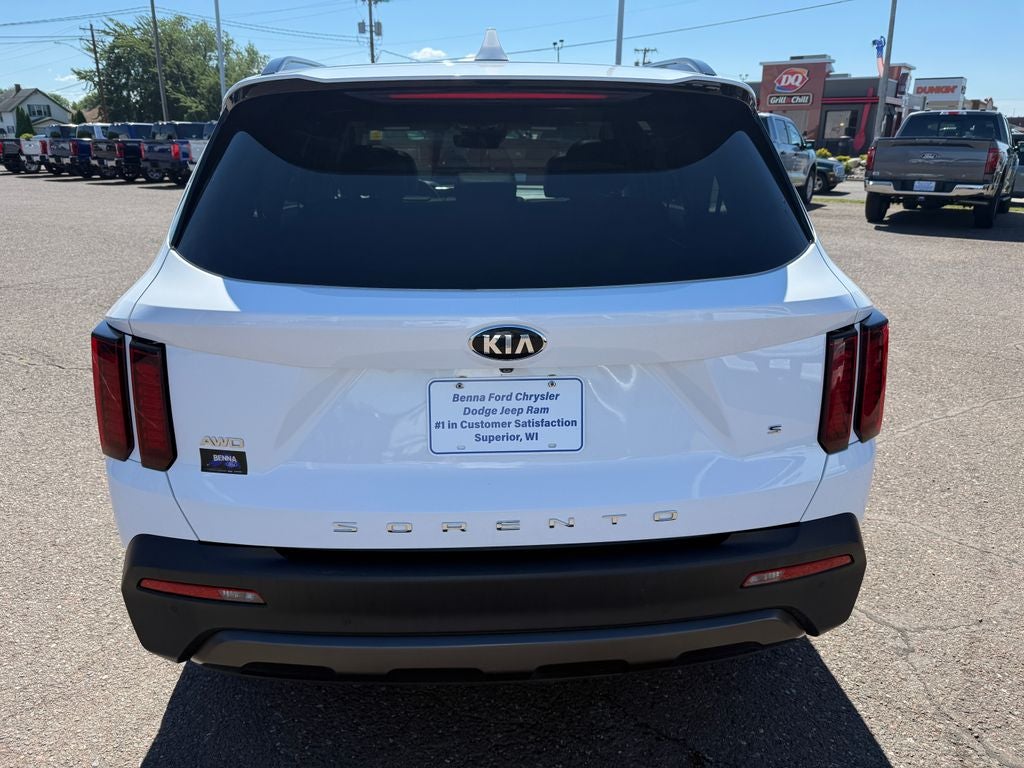 2021 Kia Sorento S