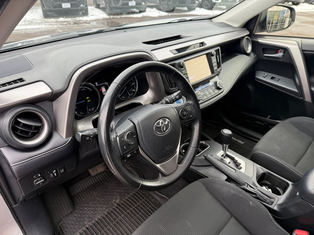 2018 Toyota RAV4 Hybrid XLE