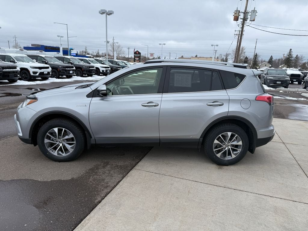 2018 Toyota RAV4 Hybrid XLE