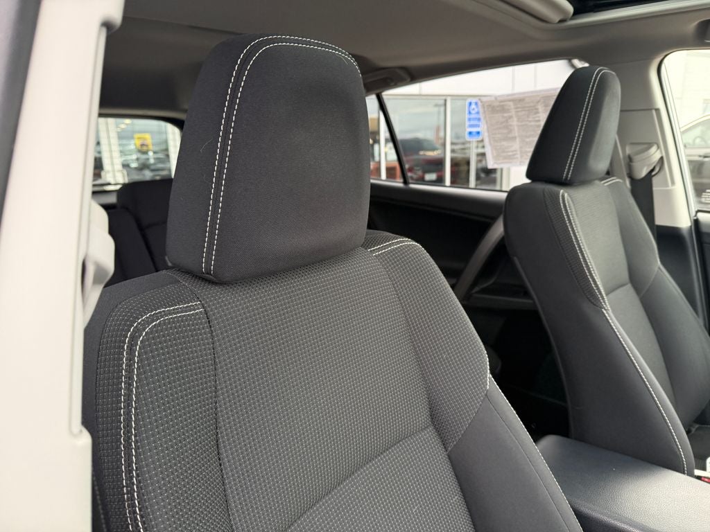 2018 Toyota RAV4 Hybrid XLE