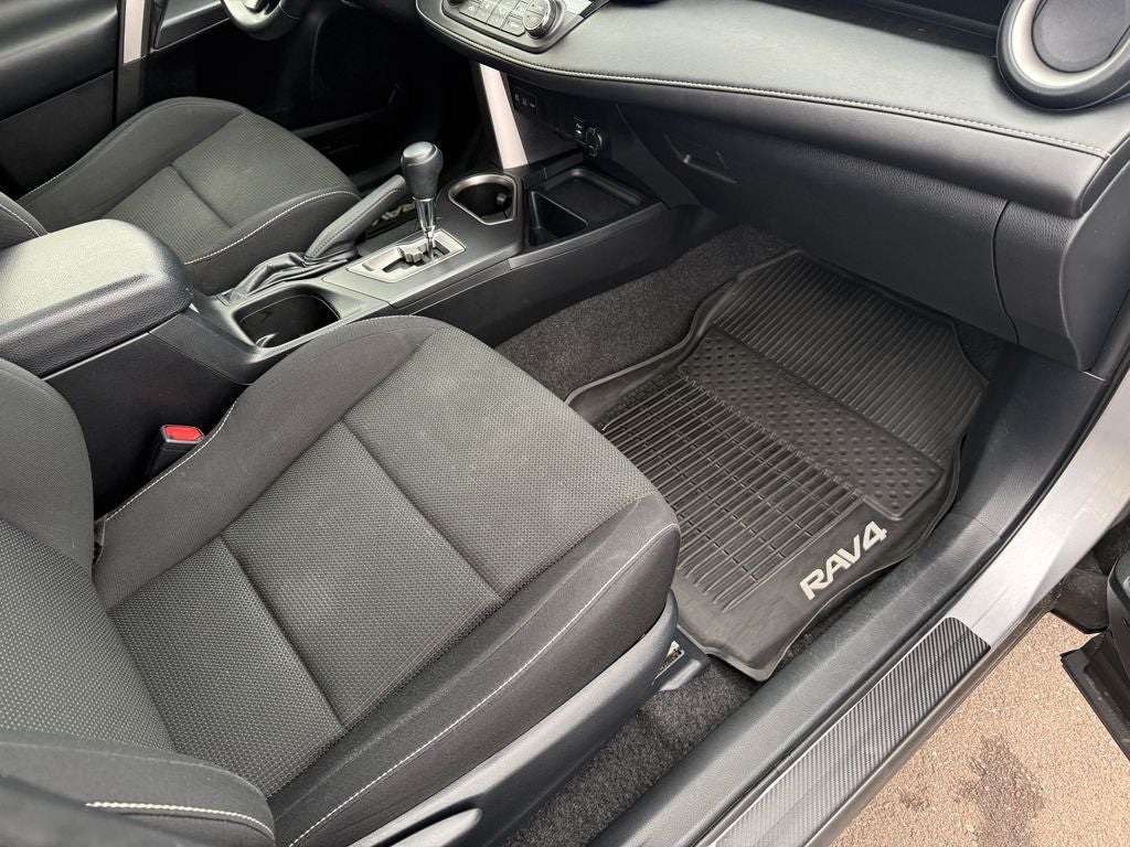 2018 Toyota RAV4 Hybrid XLE