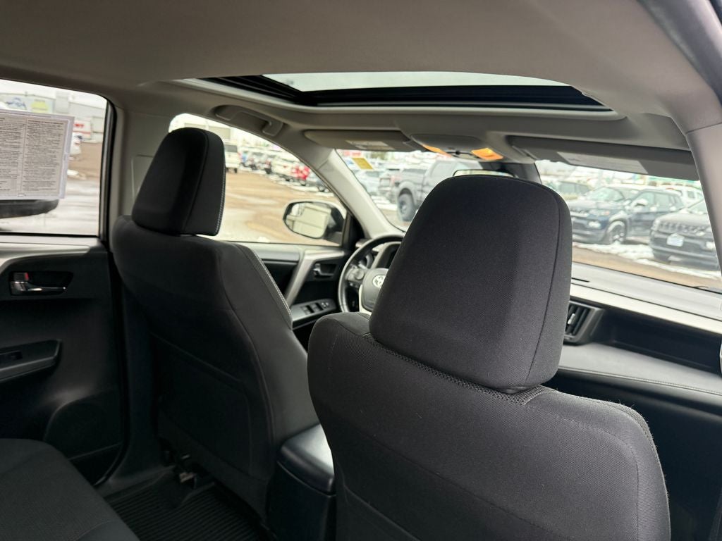 2018 Toyota RAV4 Hybrid XLE