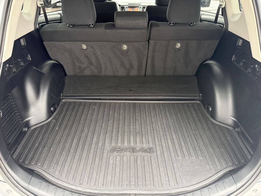 2018 Toyota RAV4 Hybrid XLE