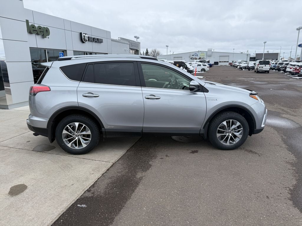 2018 Toyota RAV4 Hybrid XLE