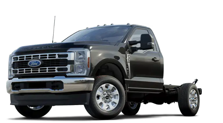 2025 Ford Super Duty Chassis Cab F-350 XLT