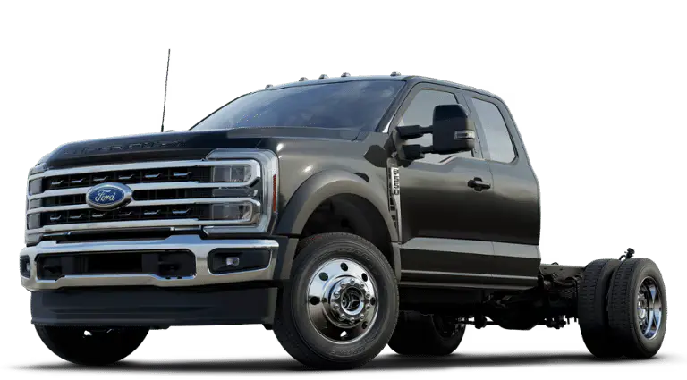 2025 Ford Super Duty Chassis Cab F-550 Lariat